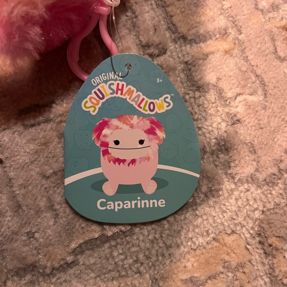 Caparinne Clip Squishmallow - Picture 3 of 3